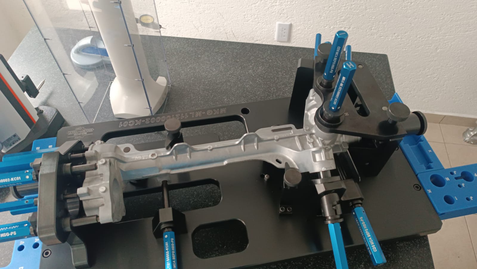 Línea de ensamblaje automatizada